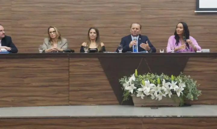 Assembleia Legislativa realiza homenagem a personalidades relevantes em Cacoal